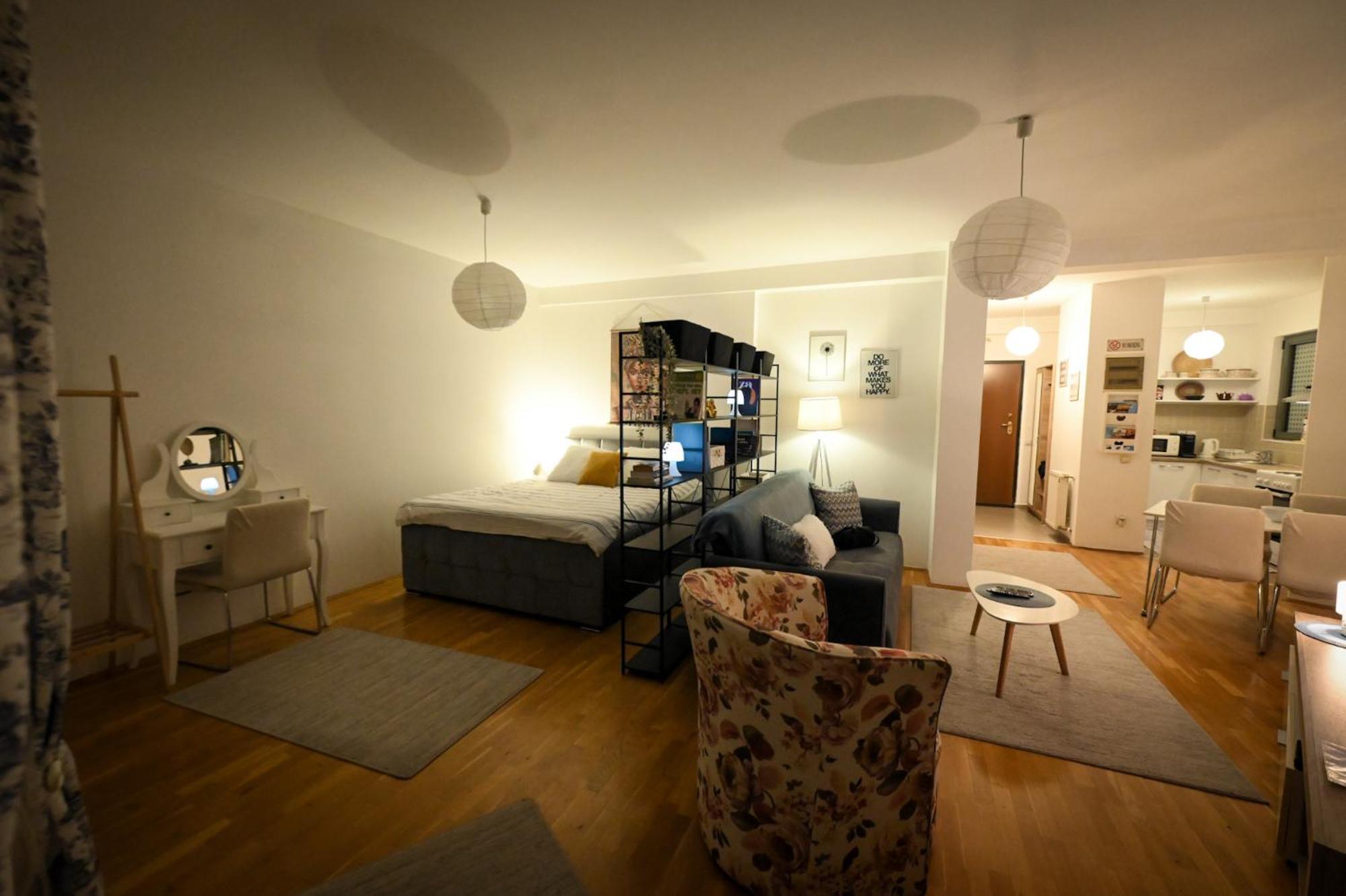 L&B Studio Apartment Prishtinë Exterior photo