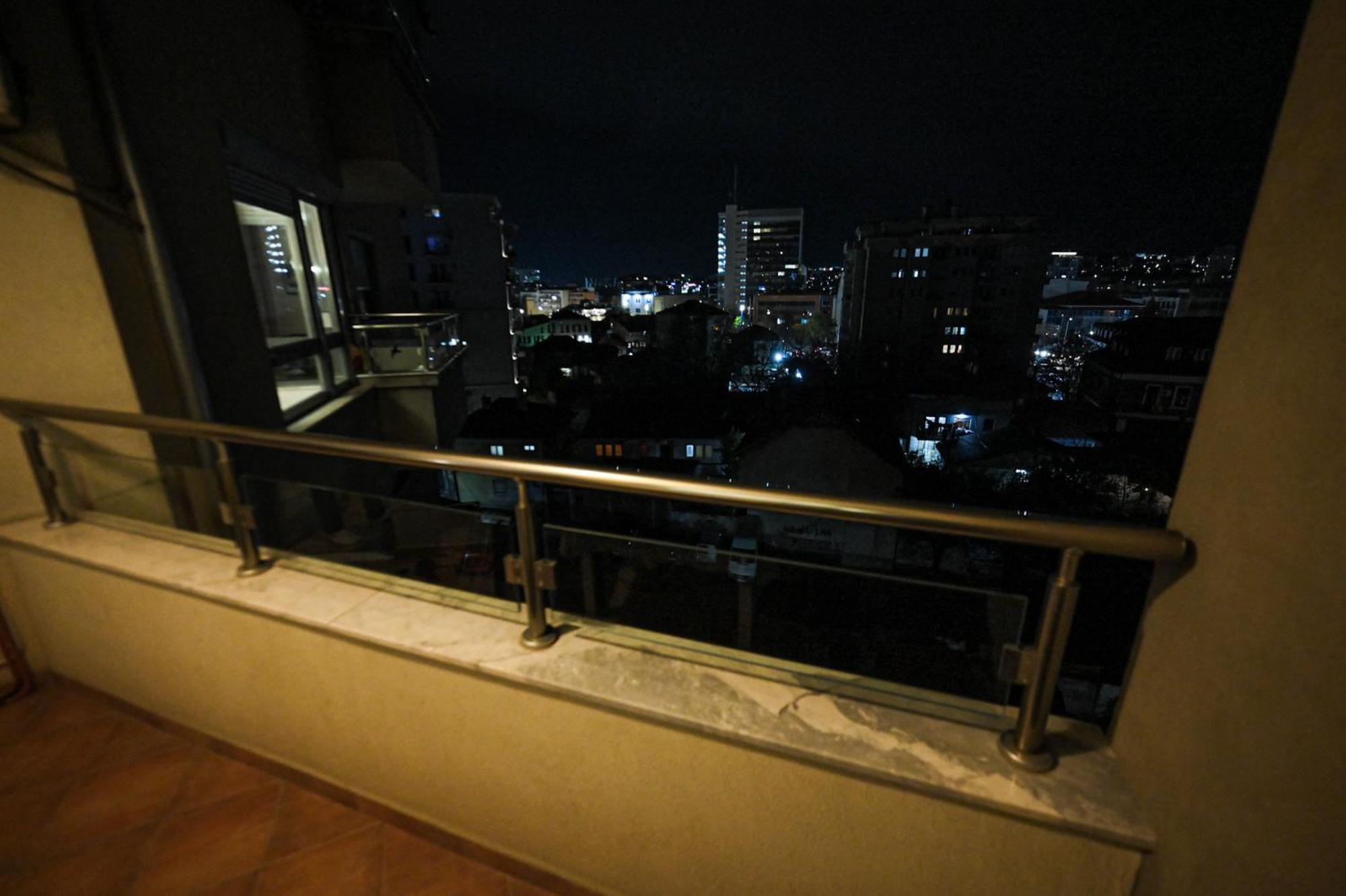 L&B Studio Apartment Prishtinë Exterior photo